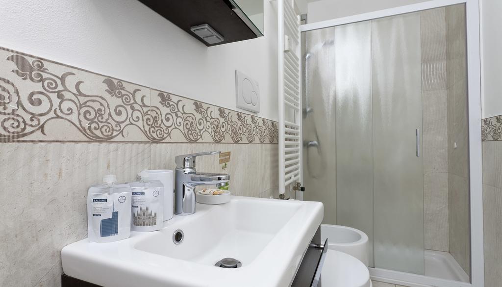 Italianway-Reggimento Savoia Apartment Милано Екстериор снимка